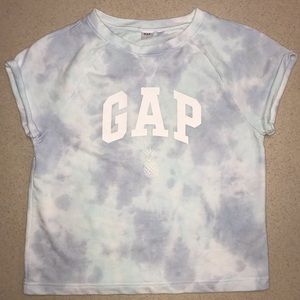 🌴3/$20 GAP Tie Dye Sweatshirt Blue Tint